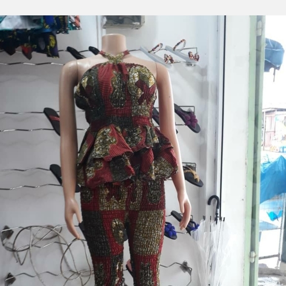 African print stretch pant and top - size 8 - Picture 6 of 8